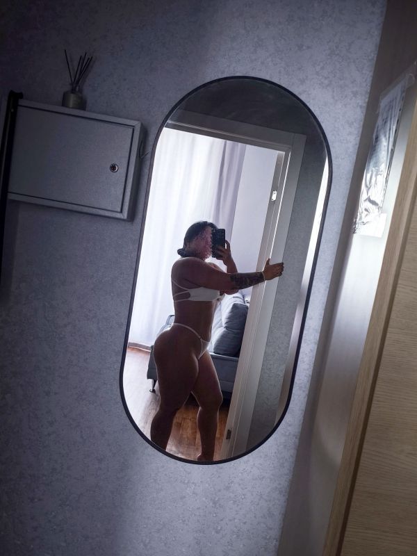 Кристиночка GFE? (sexoperm.men)